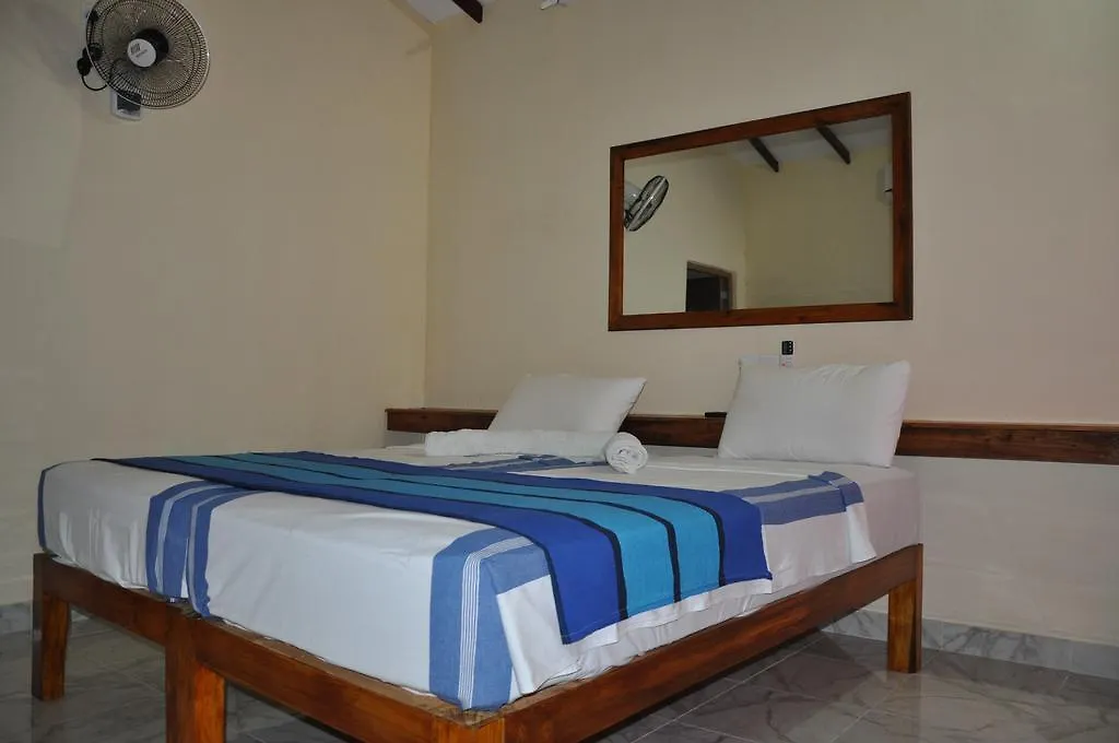 Hotel Liyon Rest Sigiriya 0*,