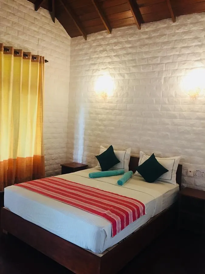 Hotel Liyon Rest Sigiriya 0*,